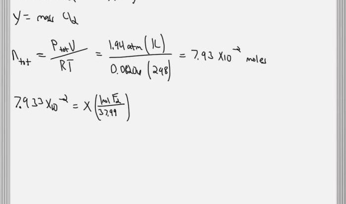 A flask contains equal masses of f2 and cl2